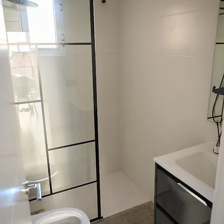 Residencia Simona 2 * Торевьиа