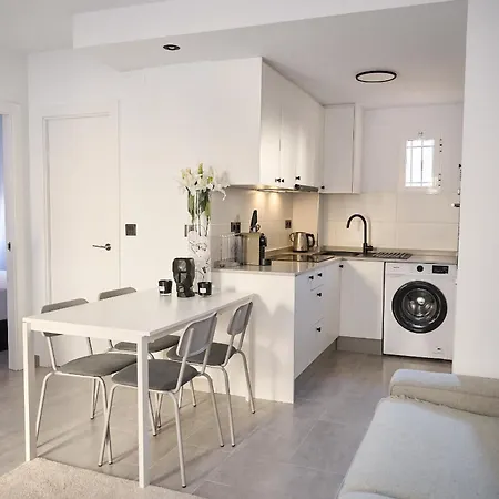 Residencia Simona 2 Апартаменты Торевьиа